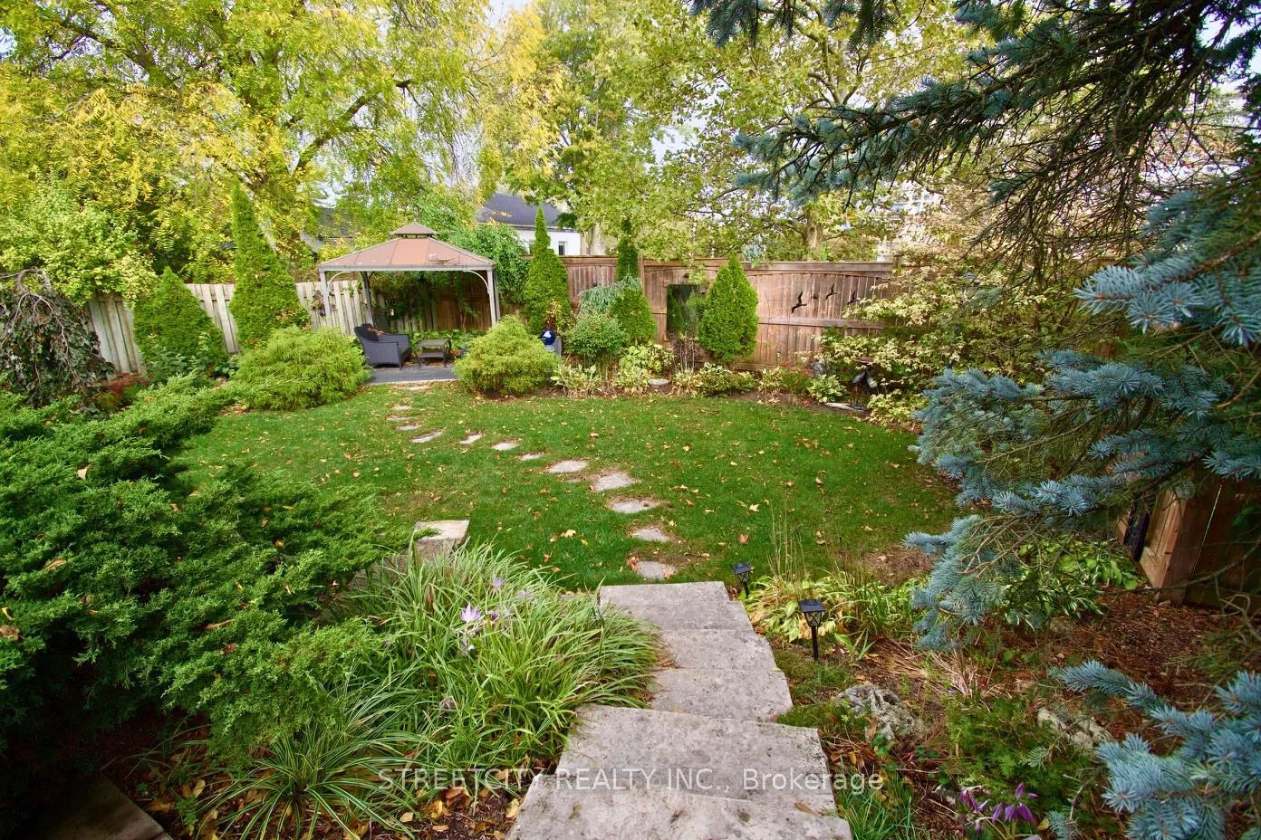 138 Guildford Crescent
