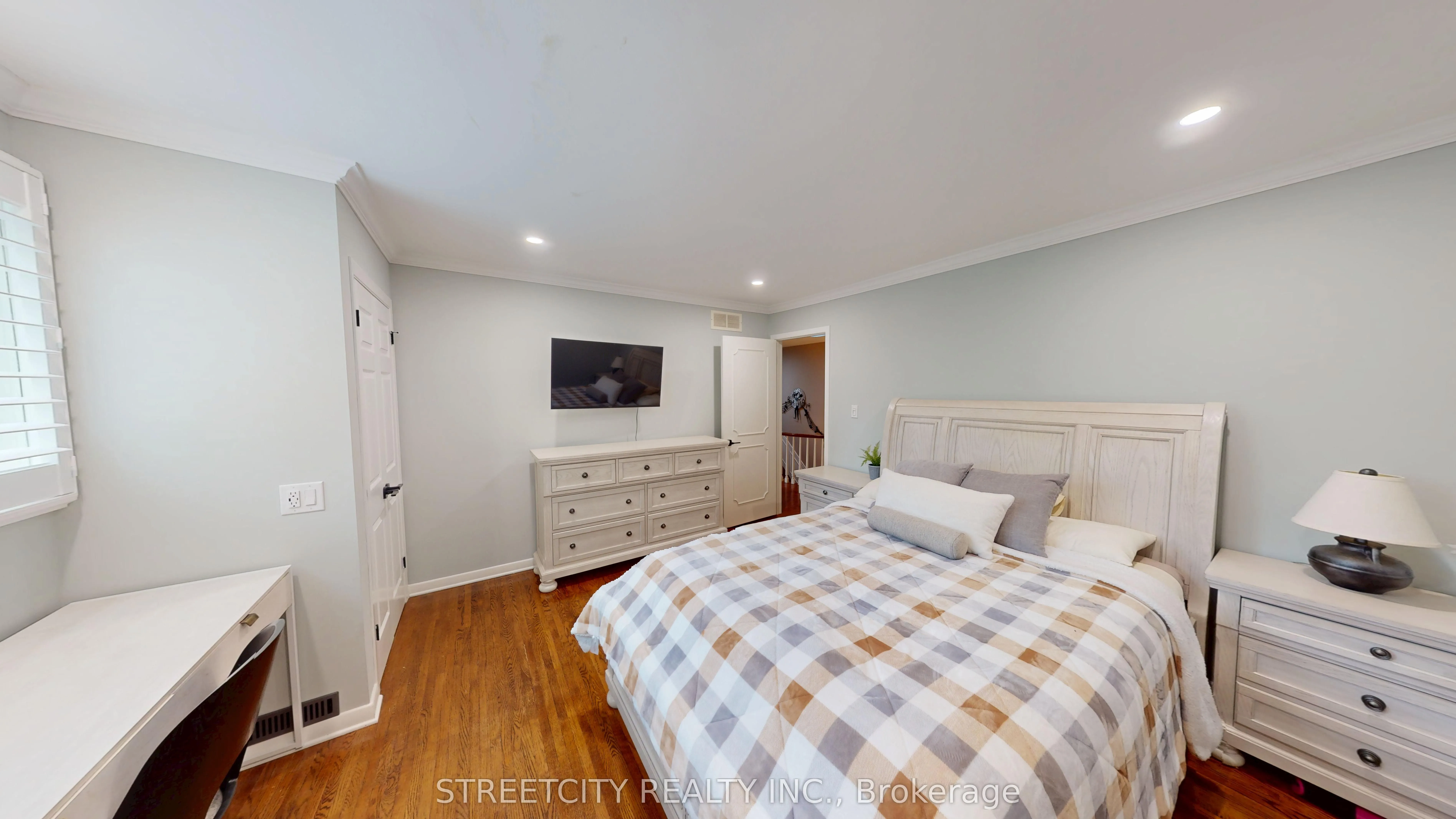 138 Guildford Crescent