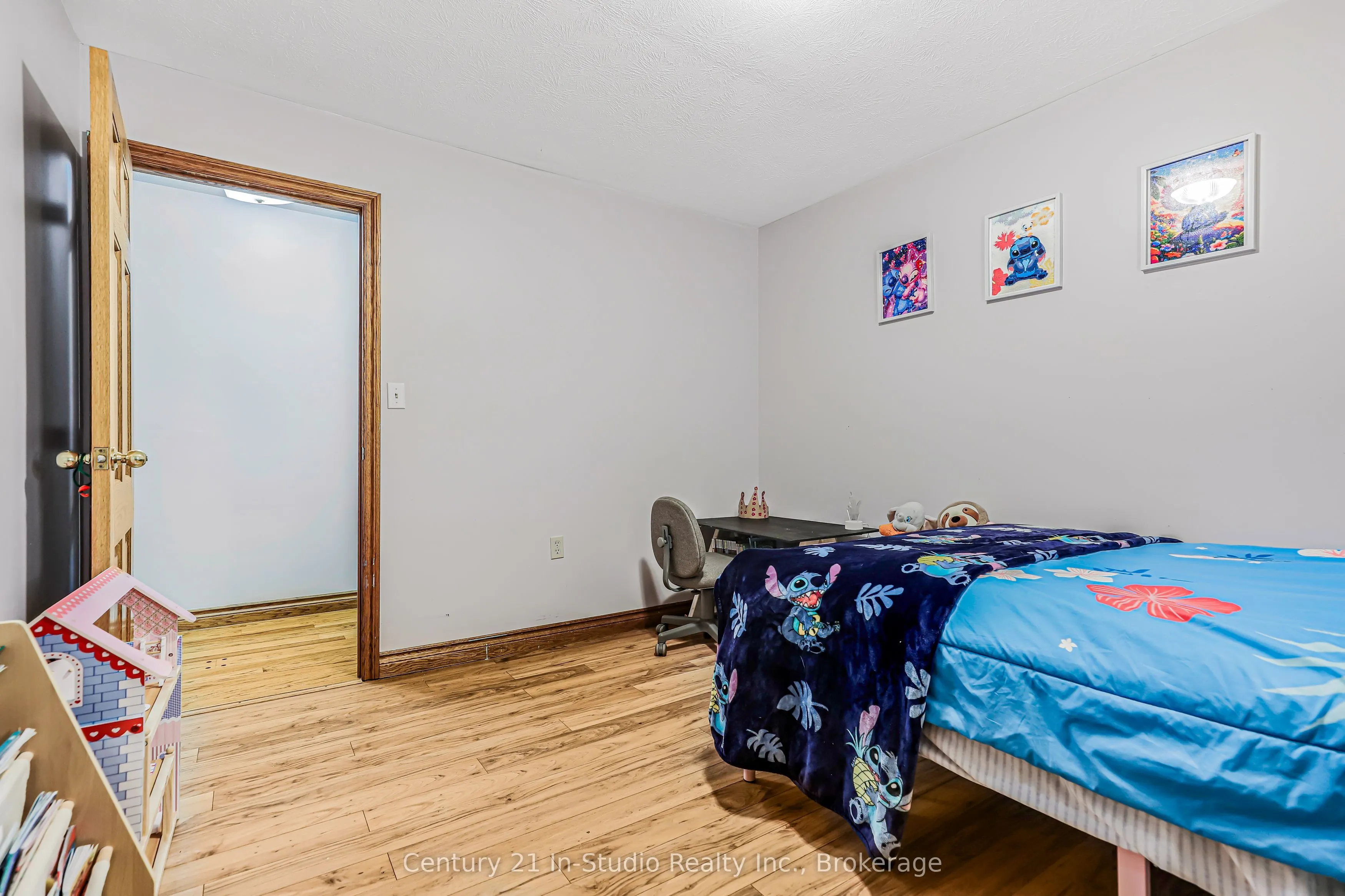 34 Southampton Parkway