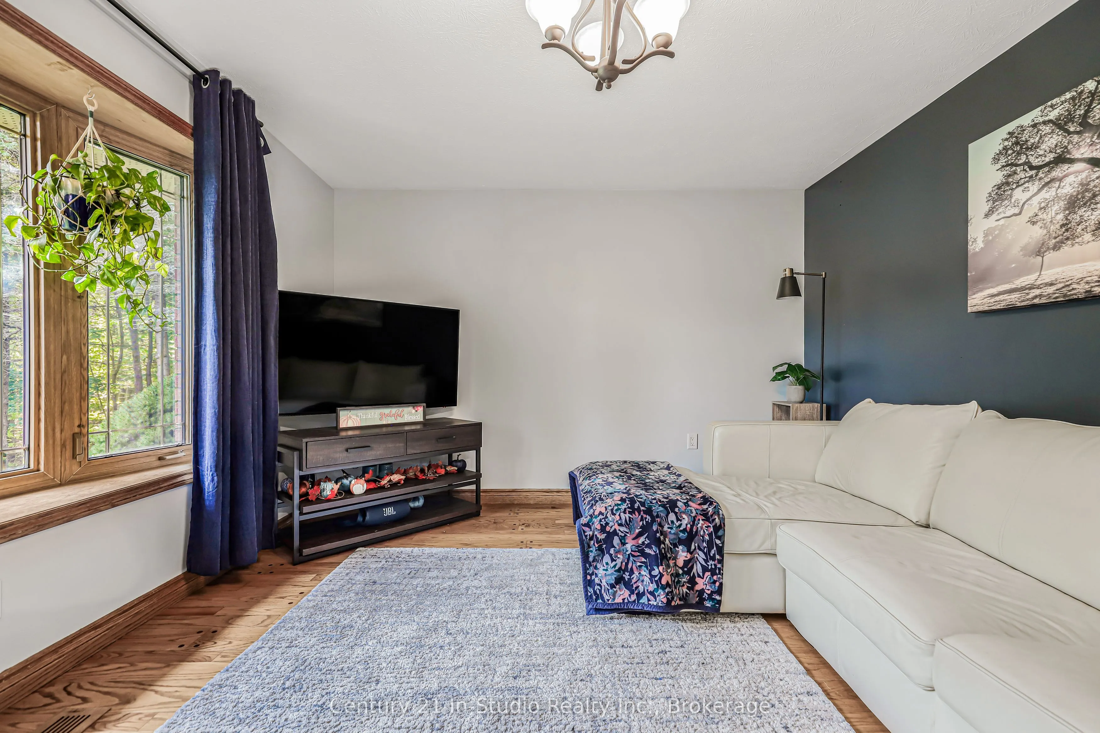 34 Southampton Parkway