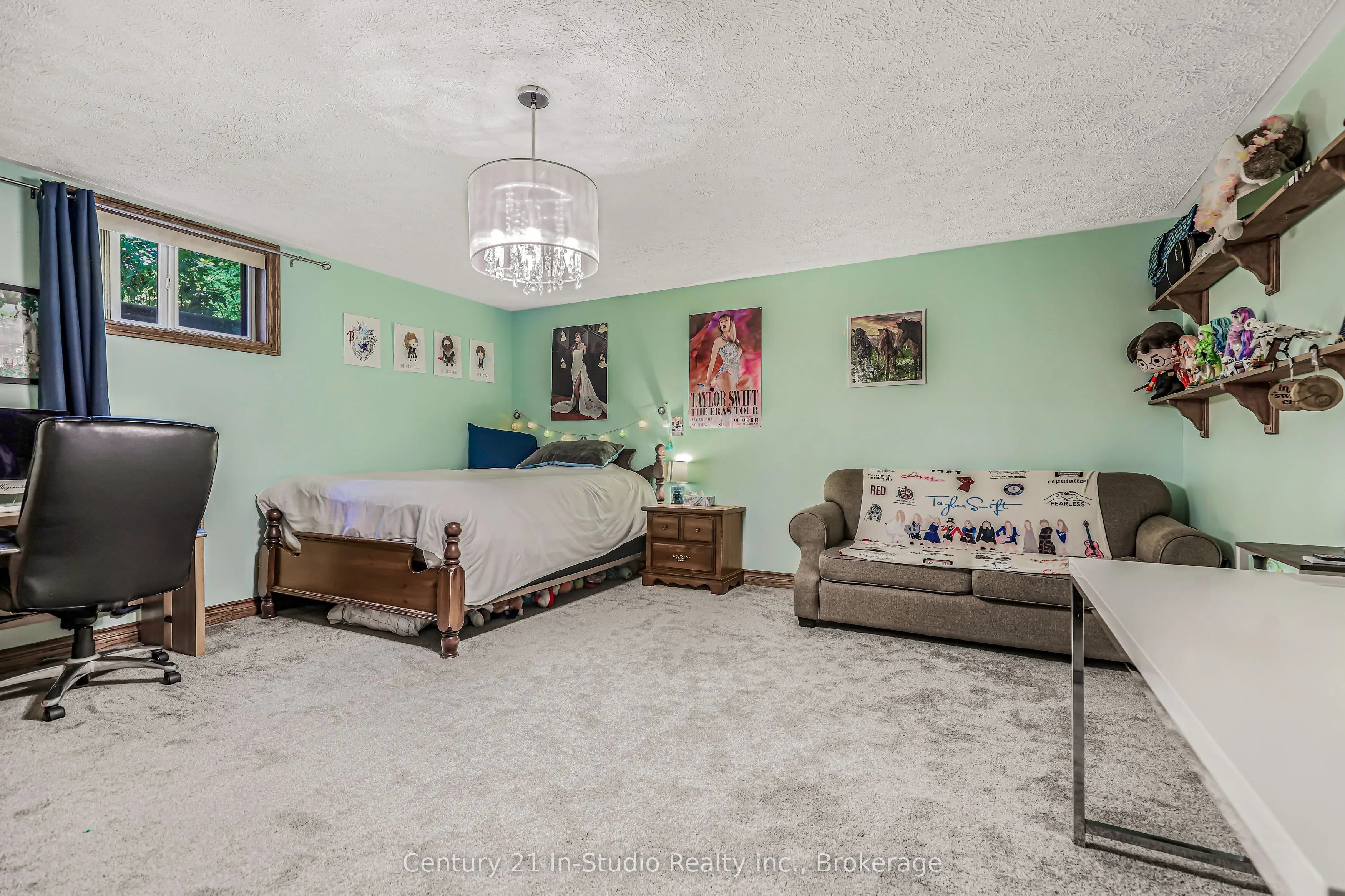34 Southampton Parkway