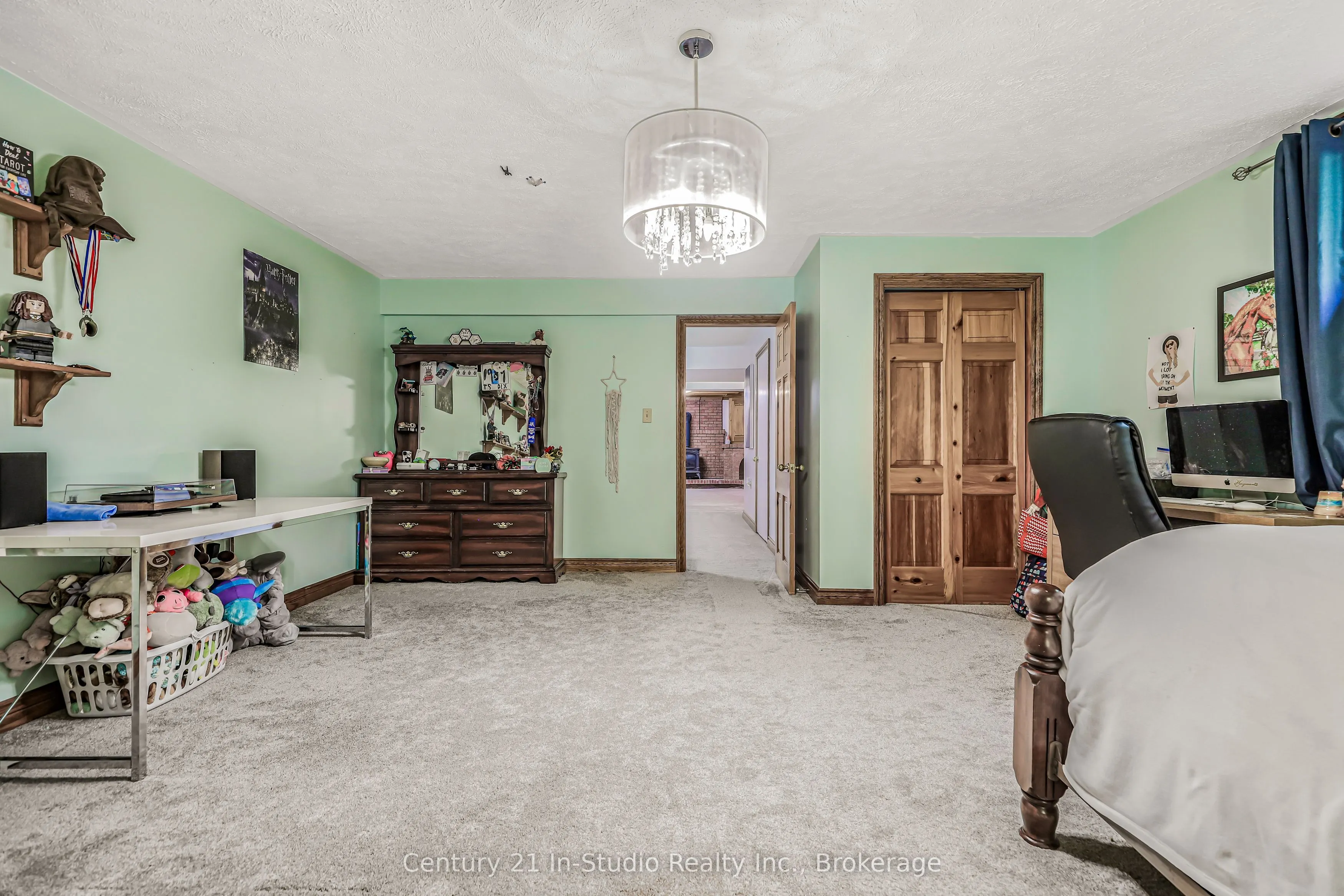 34 Southampton Parkway