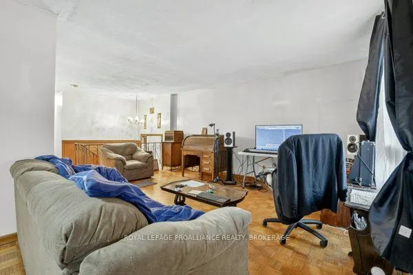 798 Arundel Place