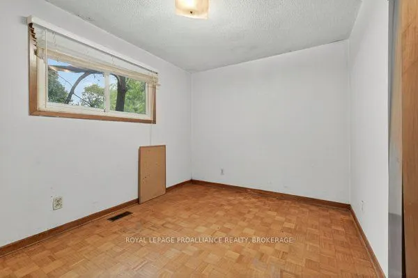 798 Arundel Place
