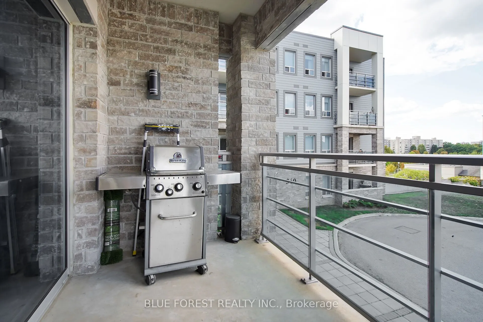 340 Sugarcreek Trail, #307