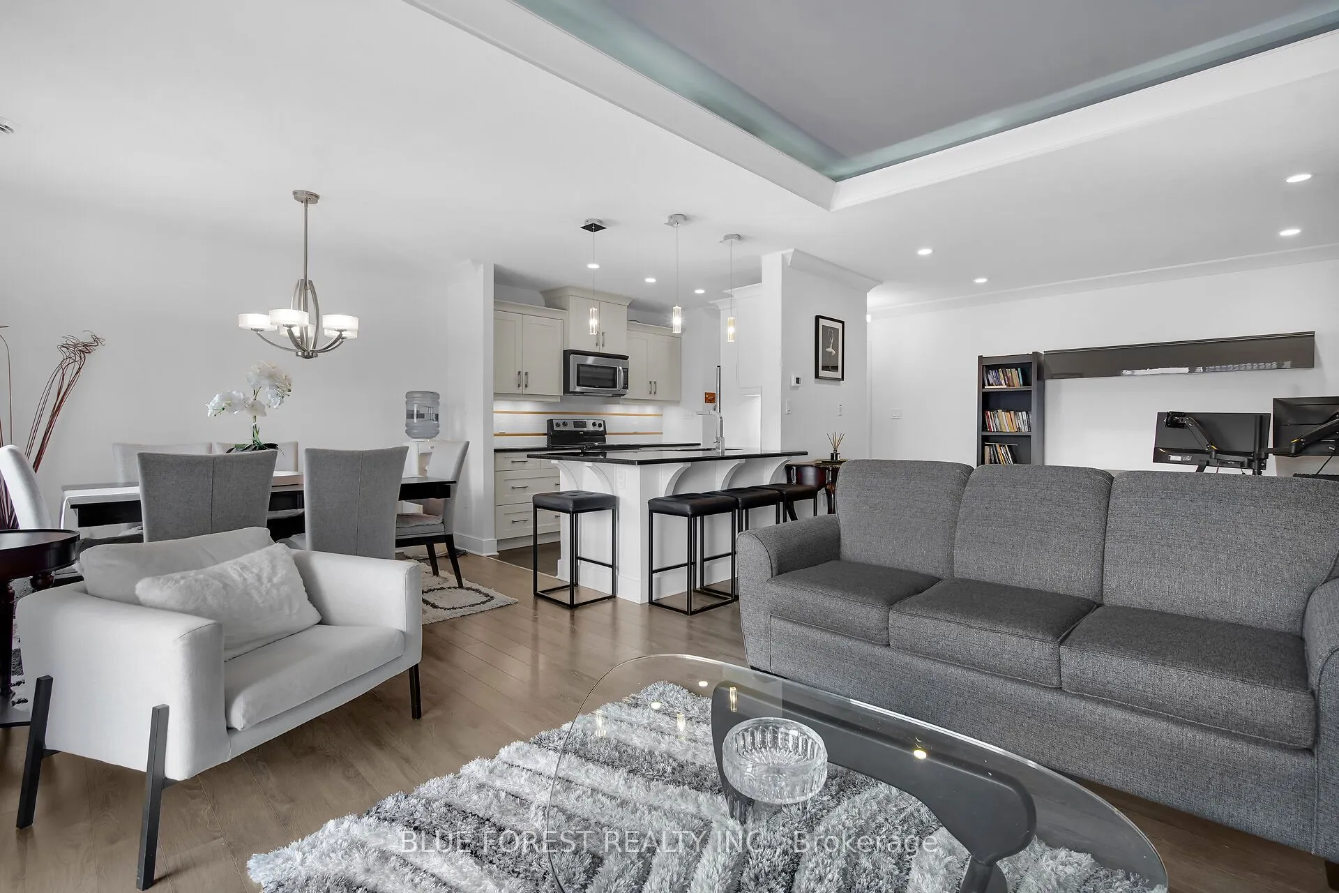 340 Sugarcreek Trail, #307