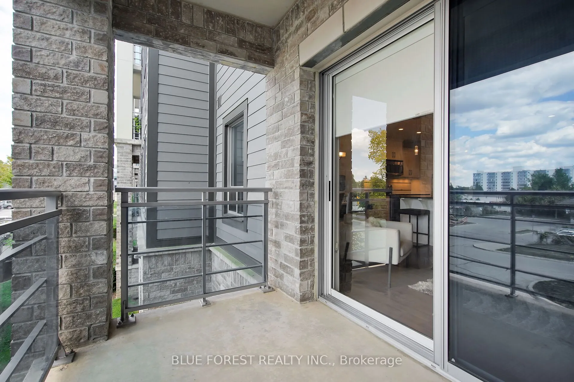 340 Sugarcreek Trail, #307