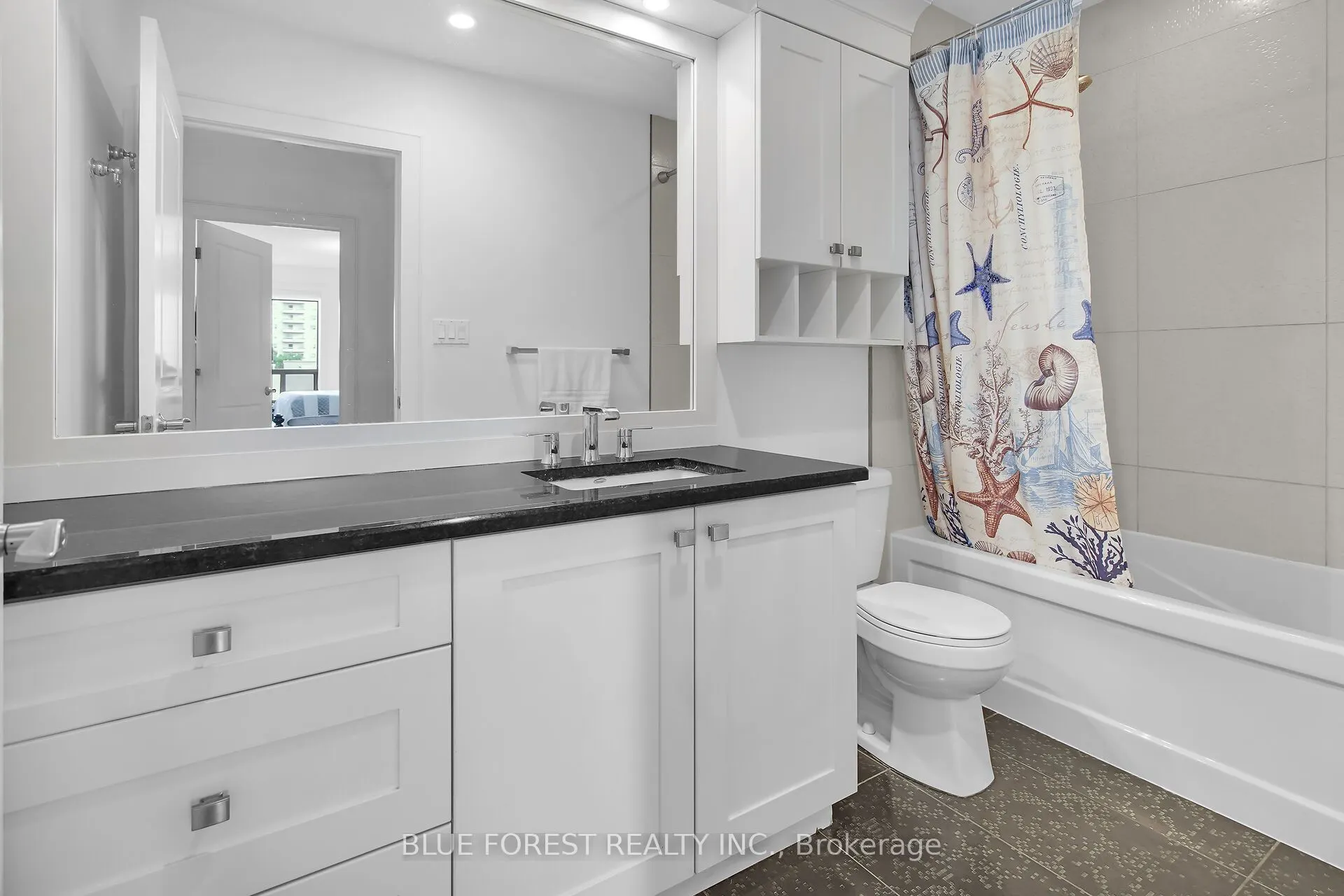 340 Sugarcreek Trail, #307