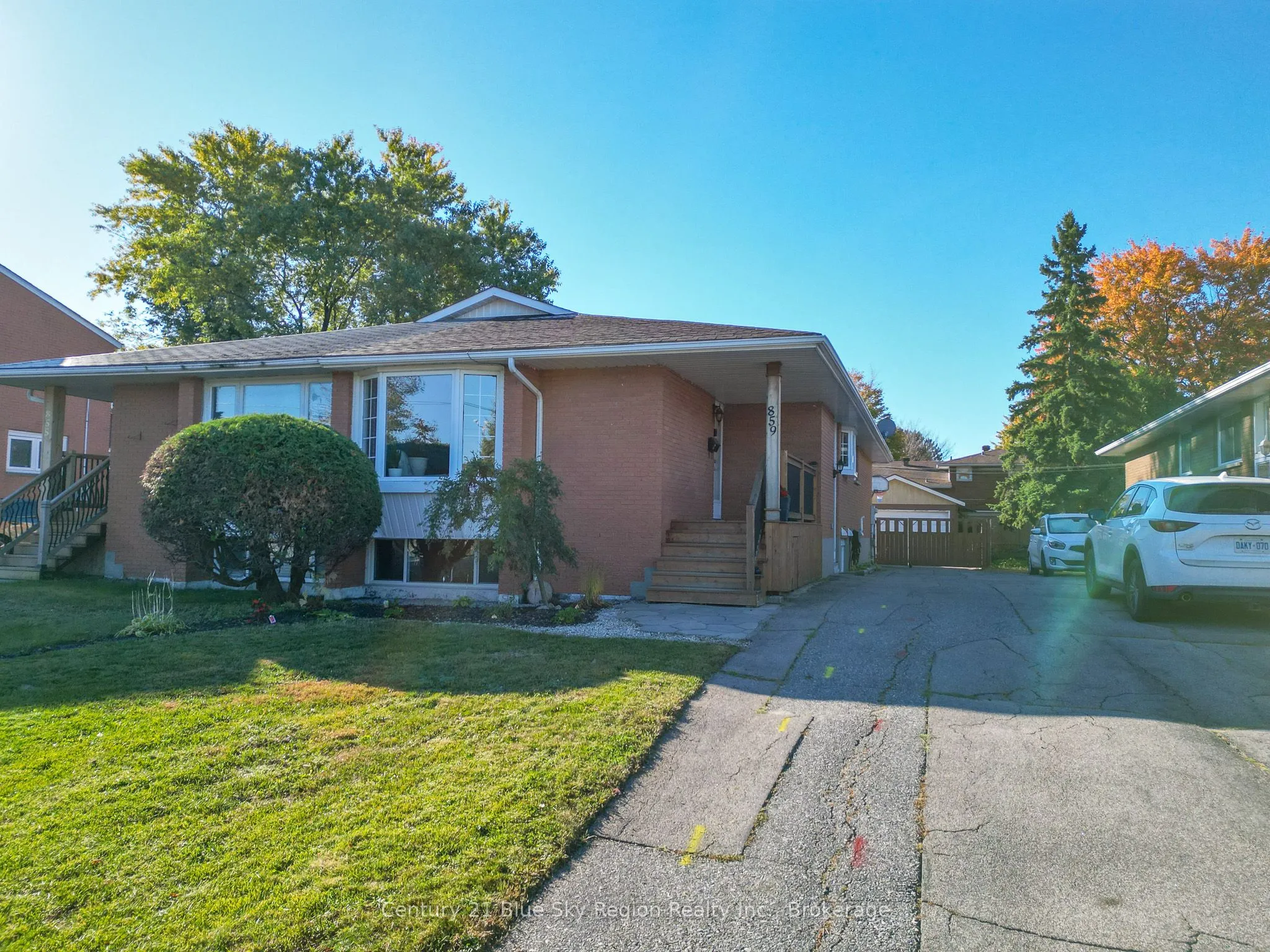 859 Tackaberry Drive