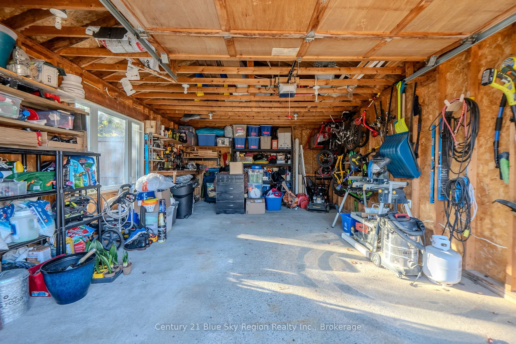 859 Tackaberry Drive