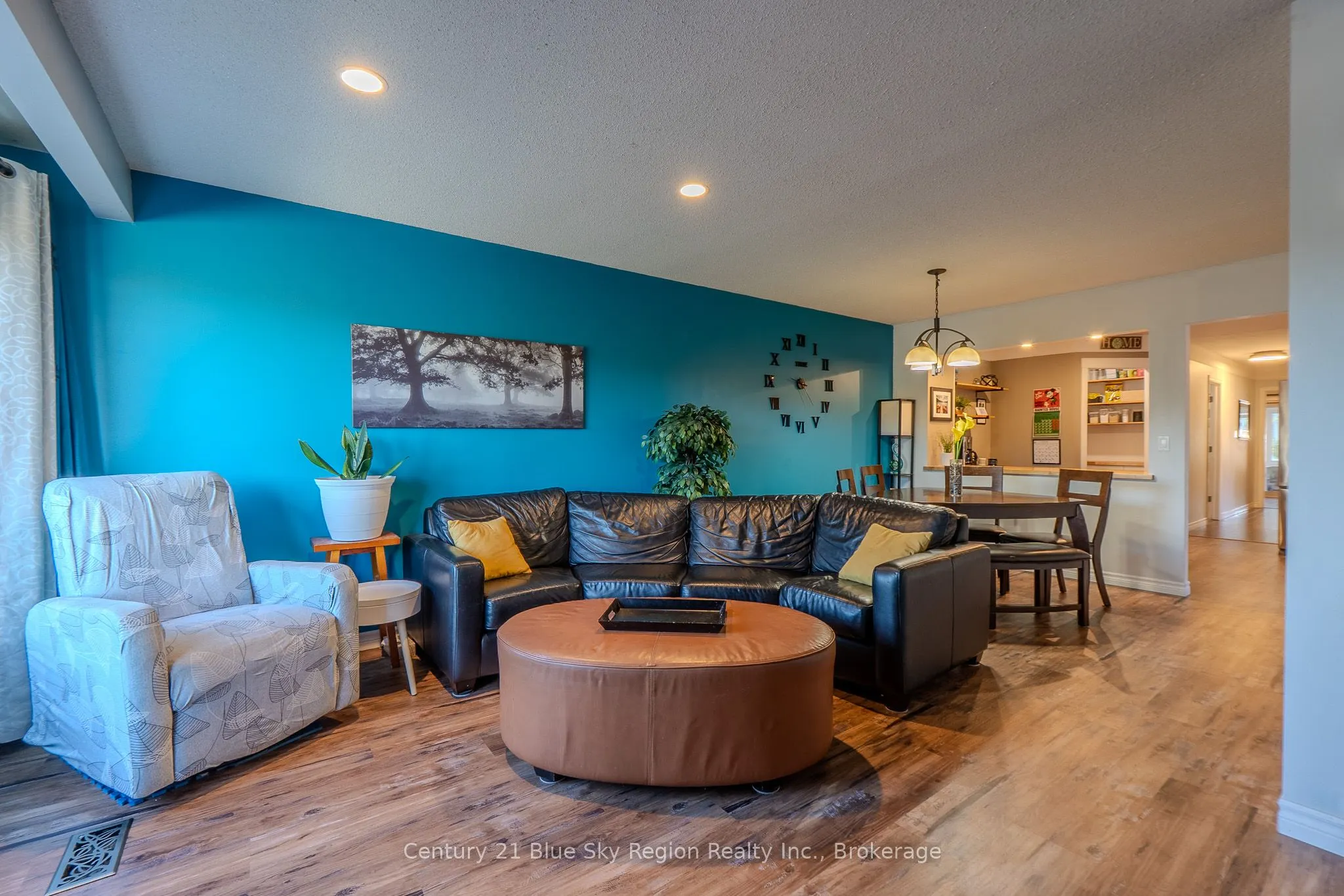 859 Tackaberry Drive