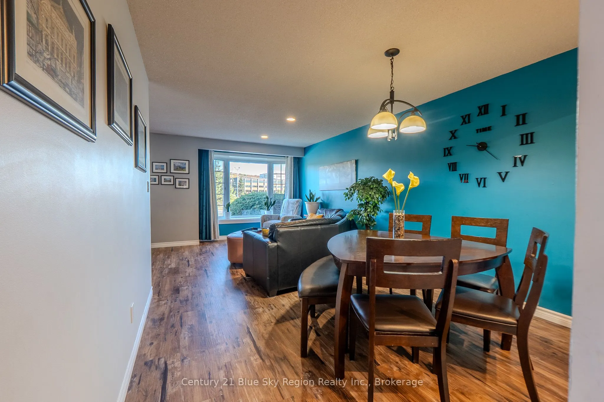 859 Tackaberry Drive