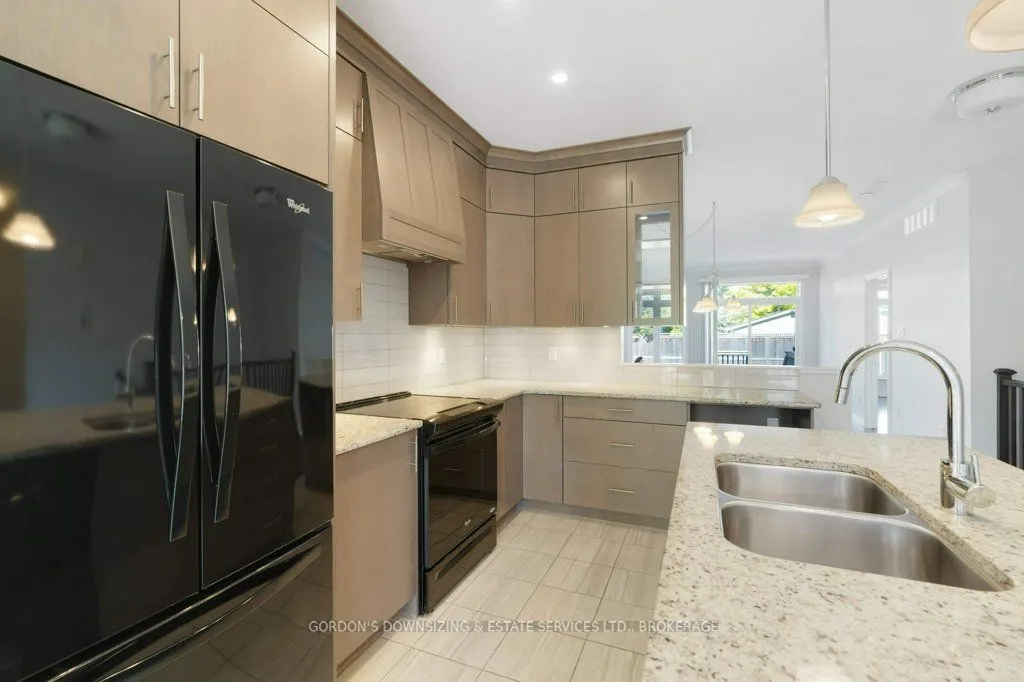 281 Brambling Way