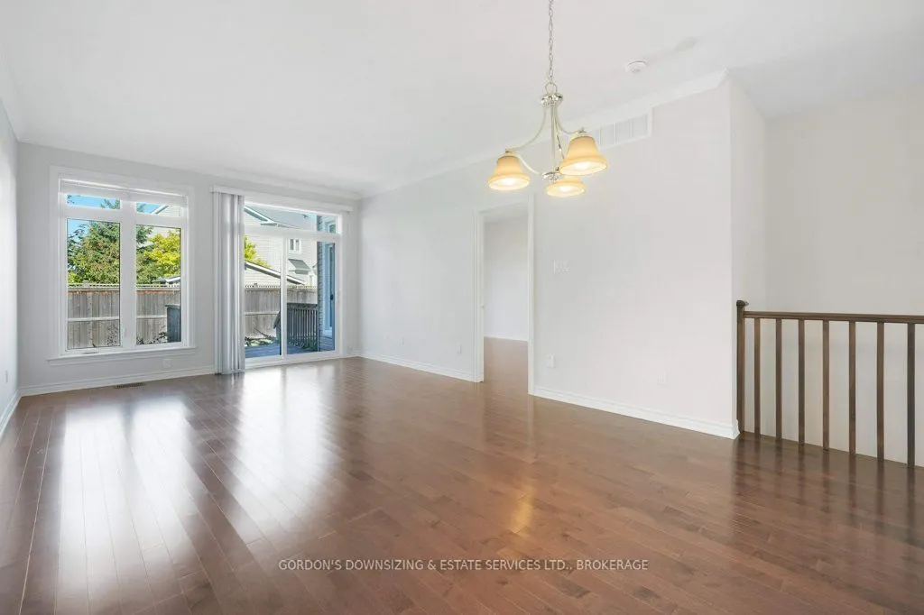 281 Brambling Way