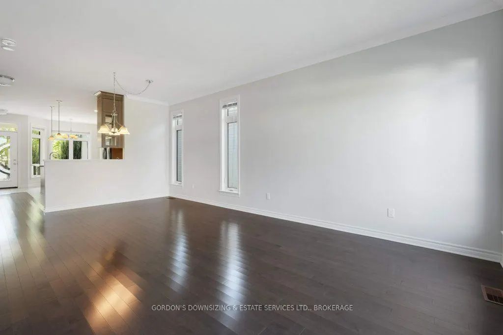 281 Brambling Way