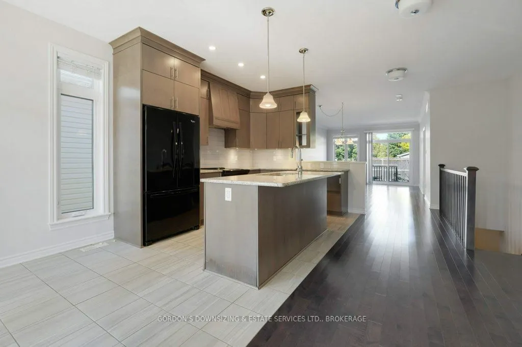 281 Brambling Way