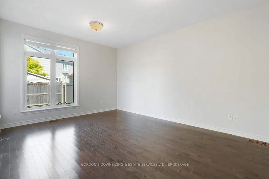 281 Brambling Way