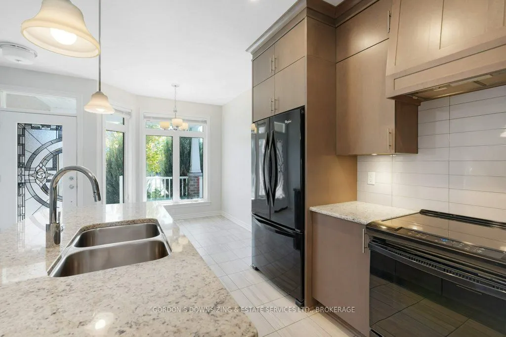 281 Brambling Way