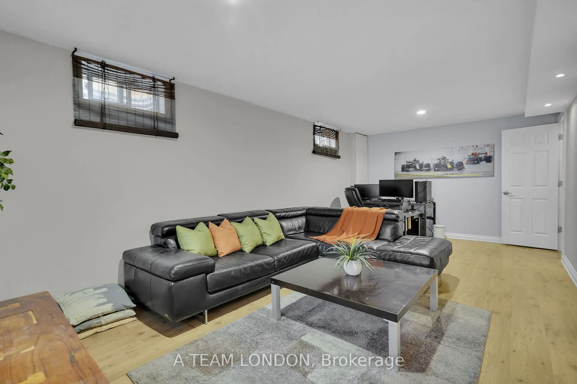 120 Centre Street, #82