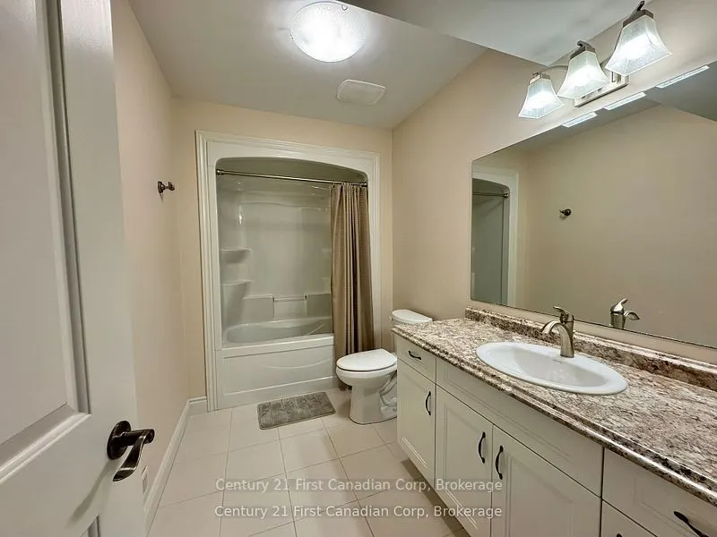 132 Robin Ridge Drive, #7