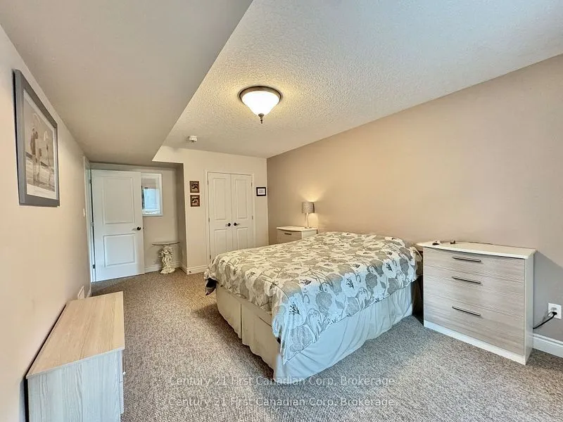 132 Robin Ridge Drive, #7