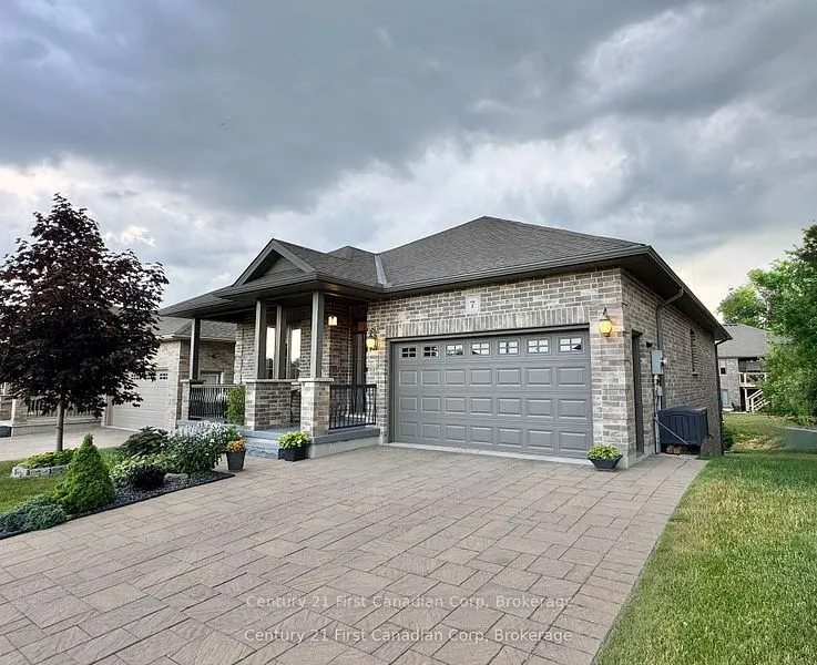 132 Robin Ridge Drive, #7