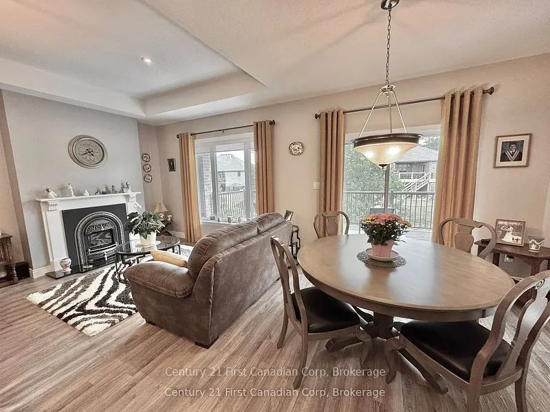 132 Robin Ridge Drive, #7