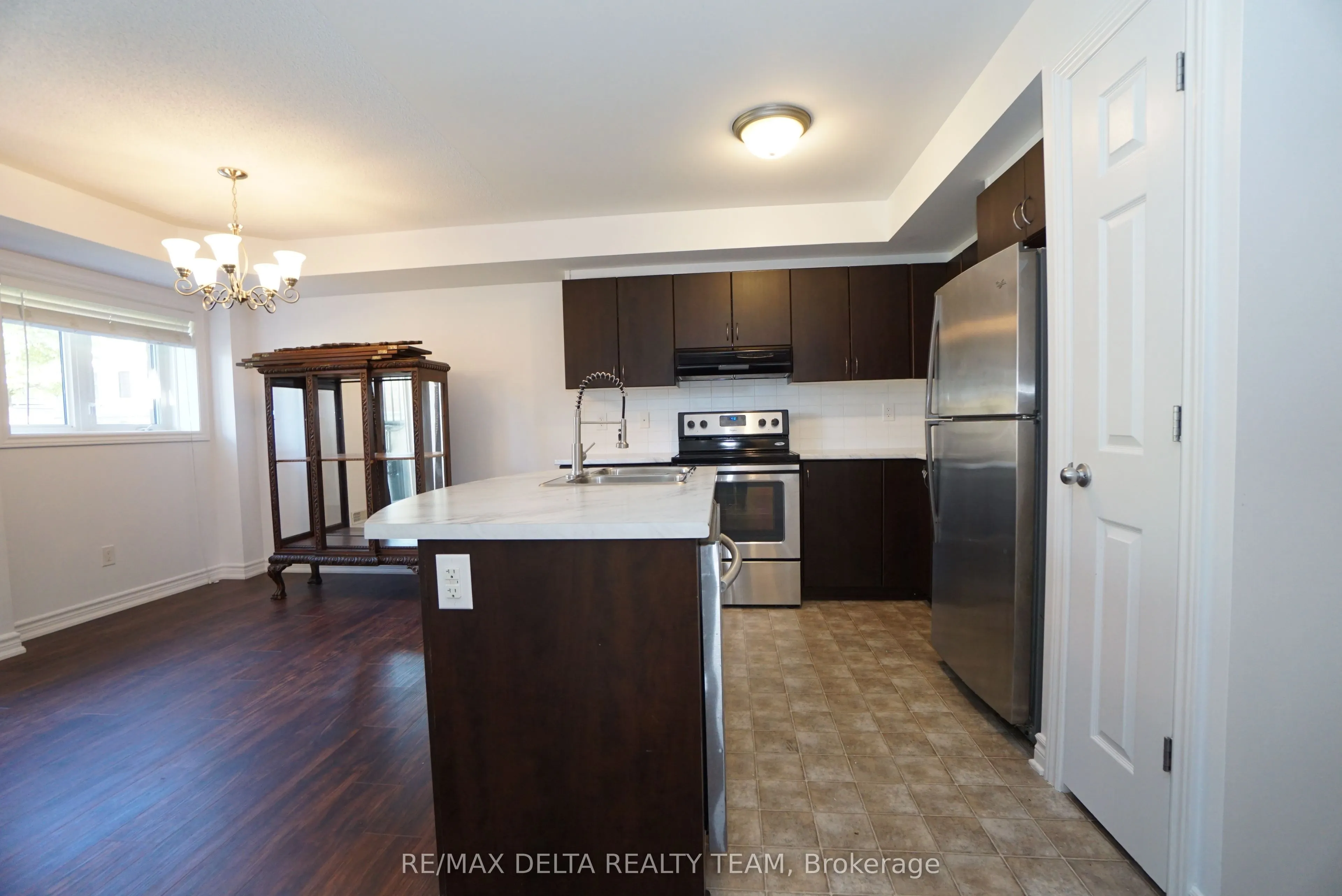 175 Bluestone Private, #1