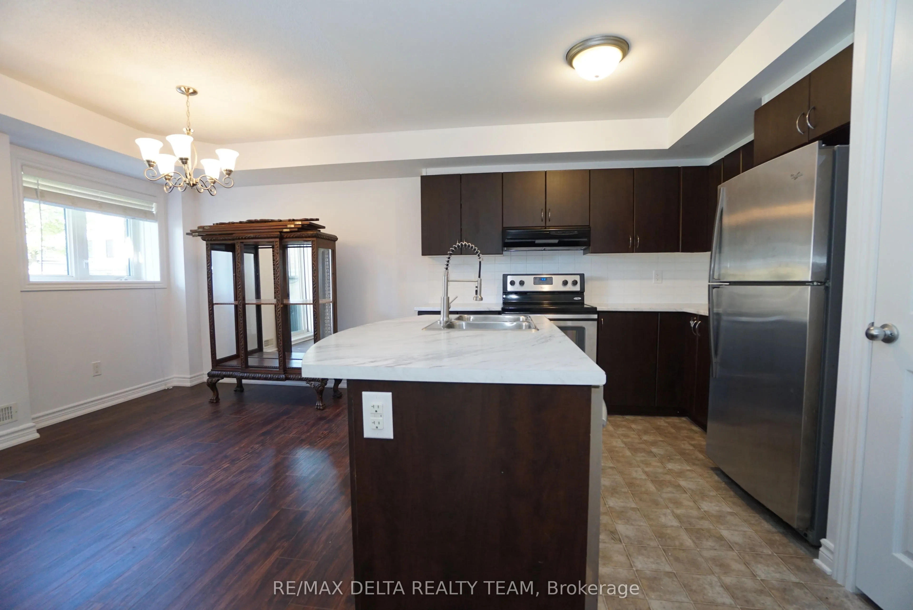 175 Bluestone Private, #1