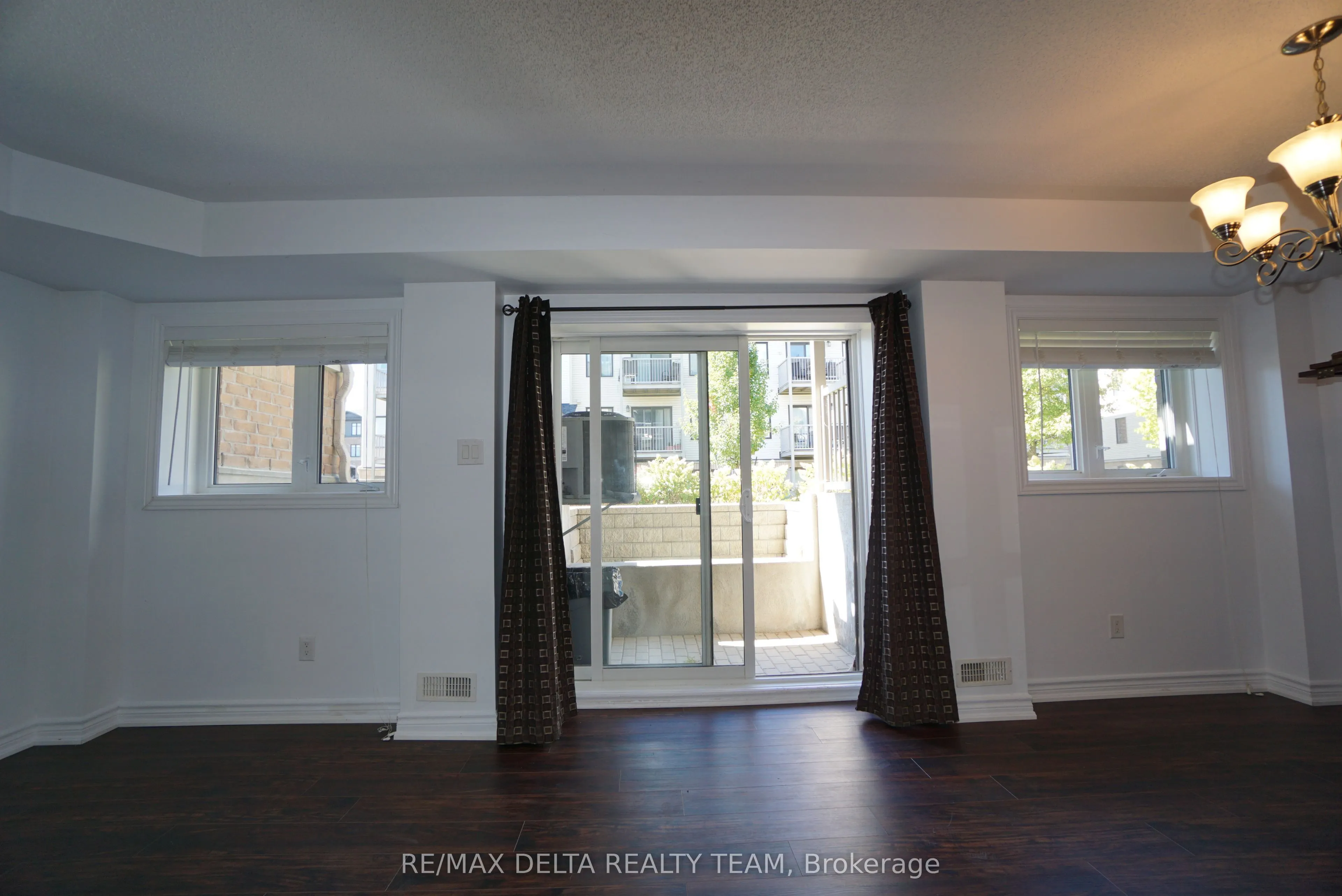 175 Bluestone Private, #1