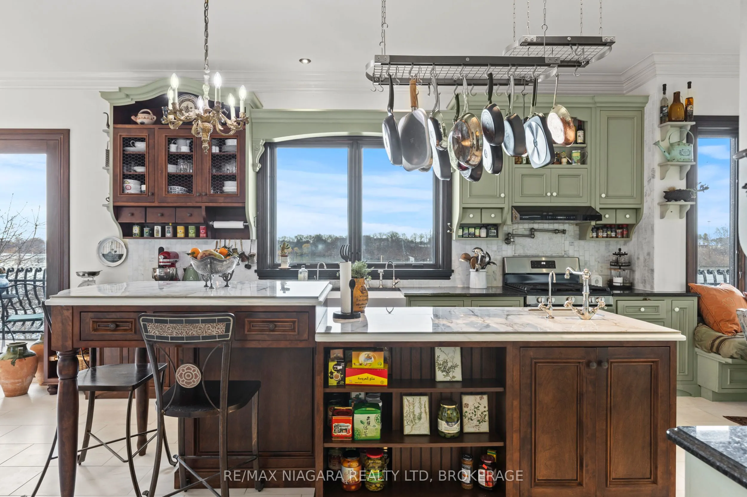 358C MARTINDALE Road