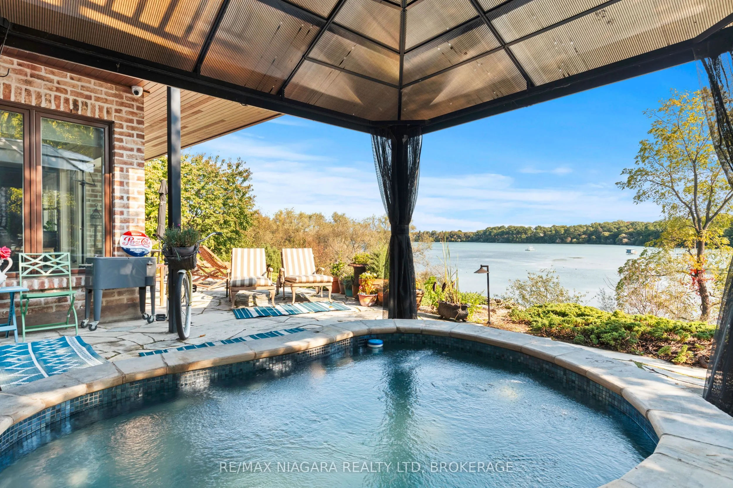 358C MARTINDALE Road