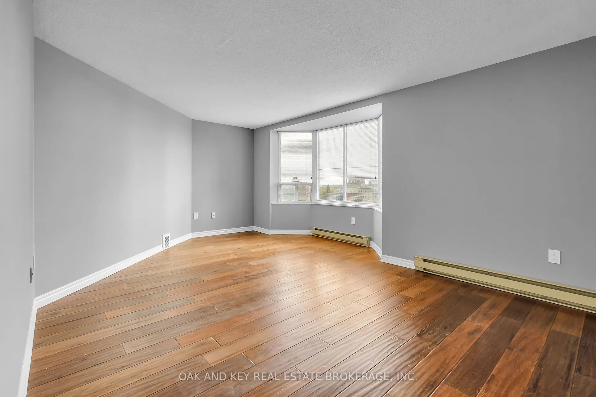 500 Talbot Street, #1404