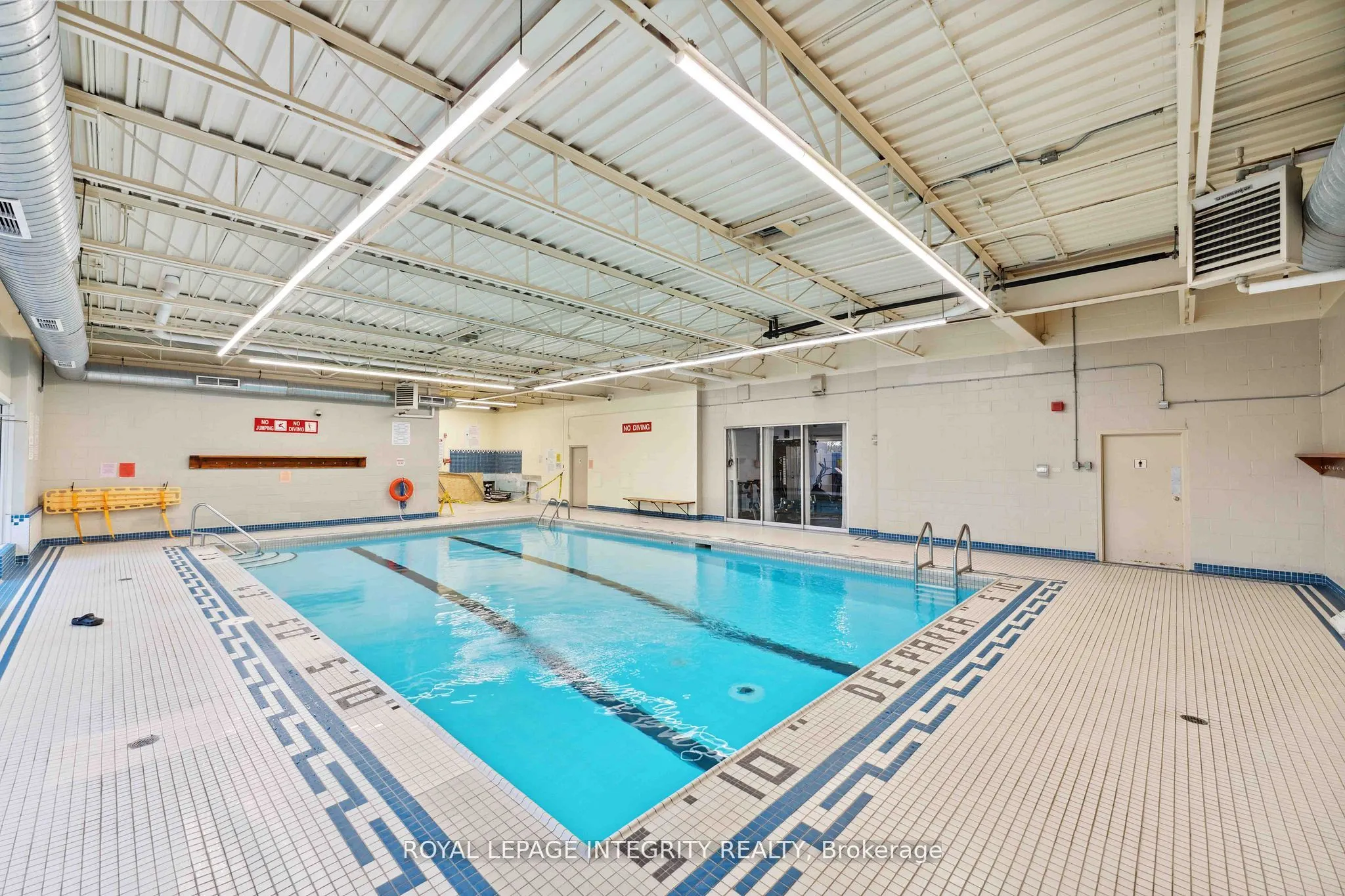 2000 Jasmine Crescent, #408