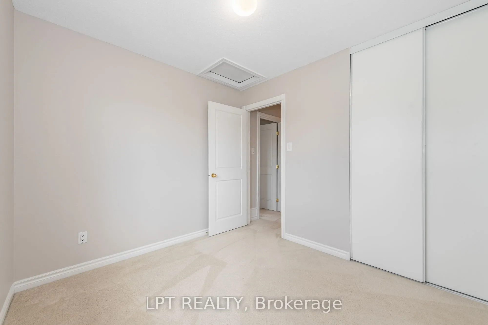805 Schooner Crescent