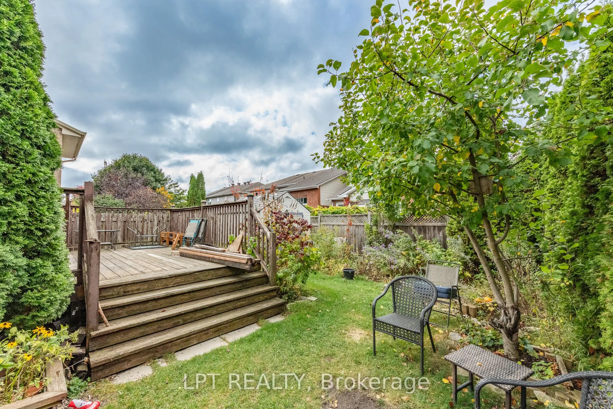 805 Schooner Crescent
