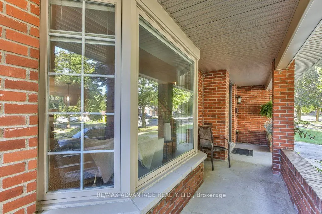70 Fairlane Road