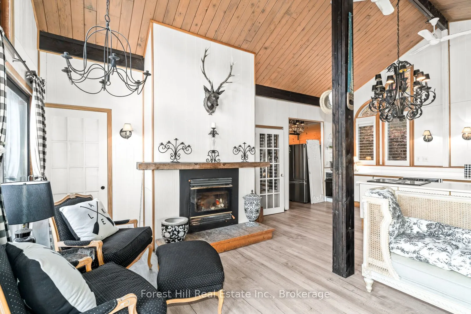 1187 Ivy Lane