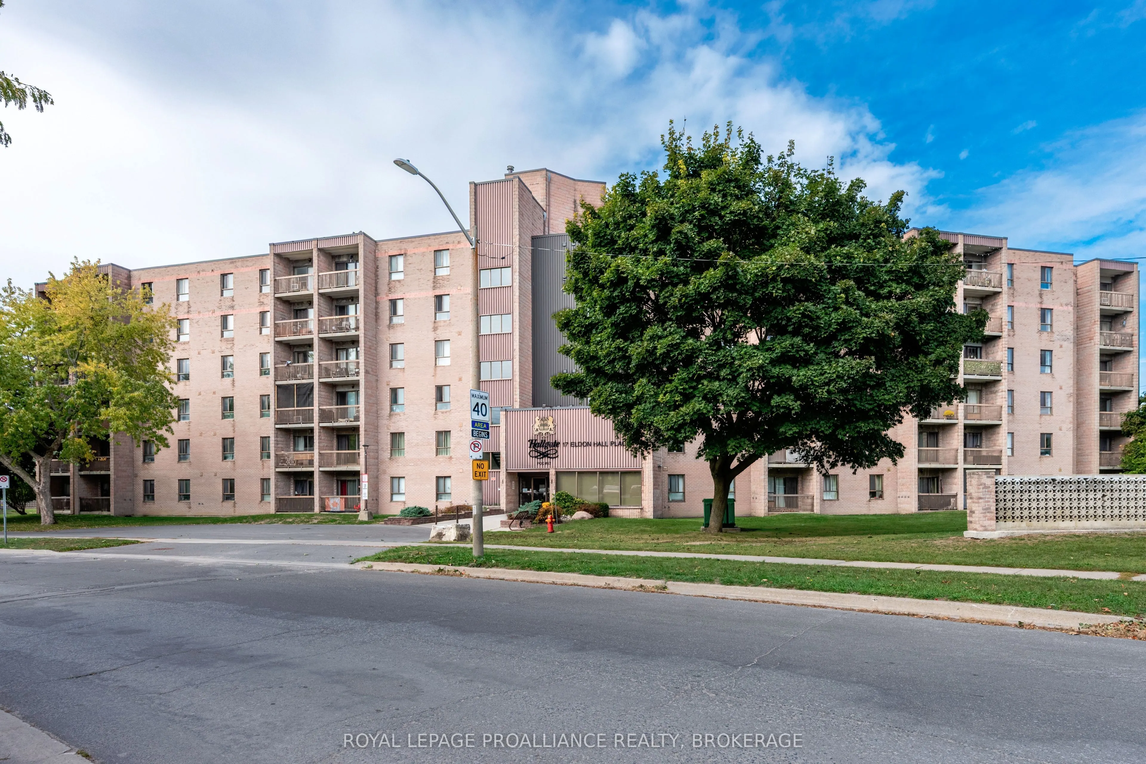 17 Eldon Hall Place, #510