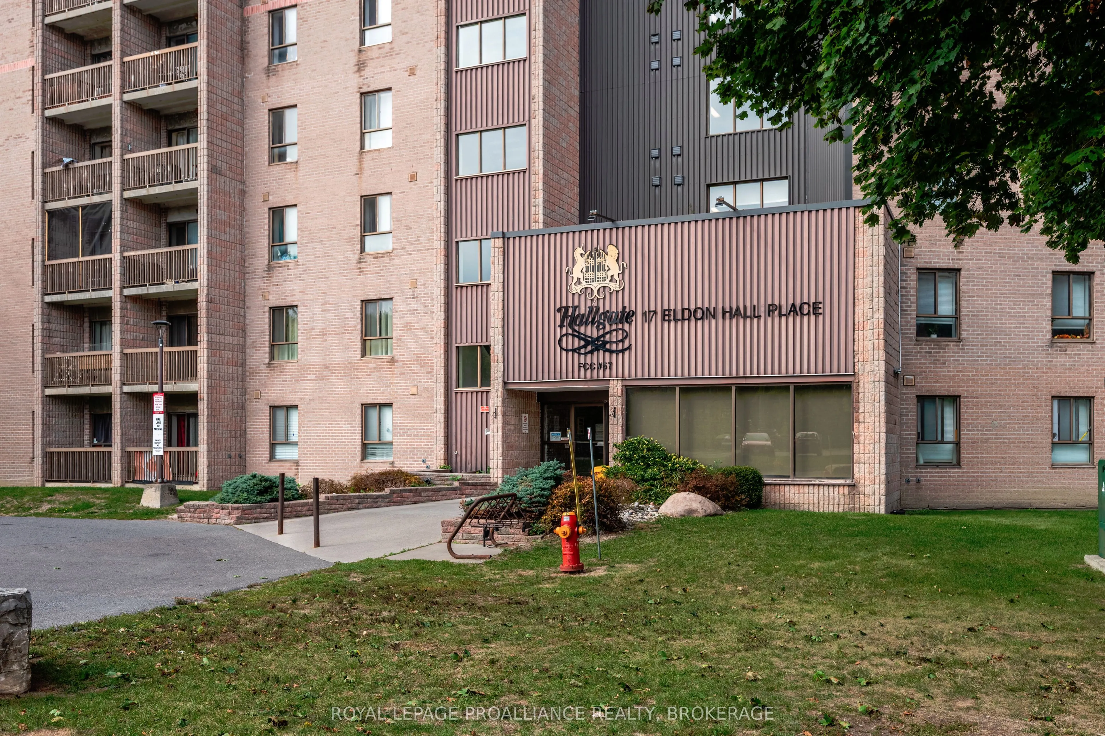 17 Eldon Hall Place, #510