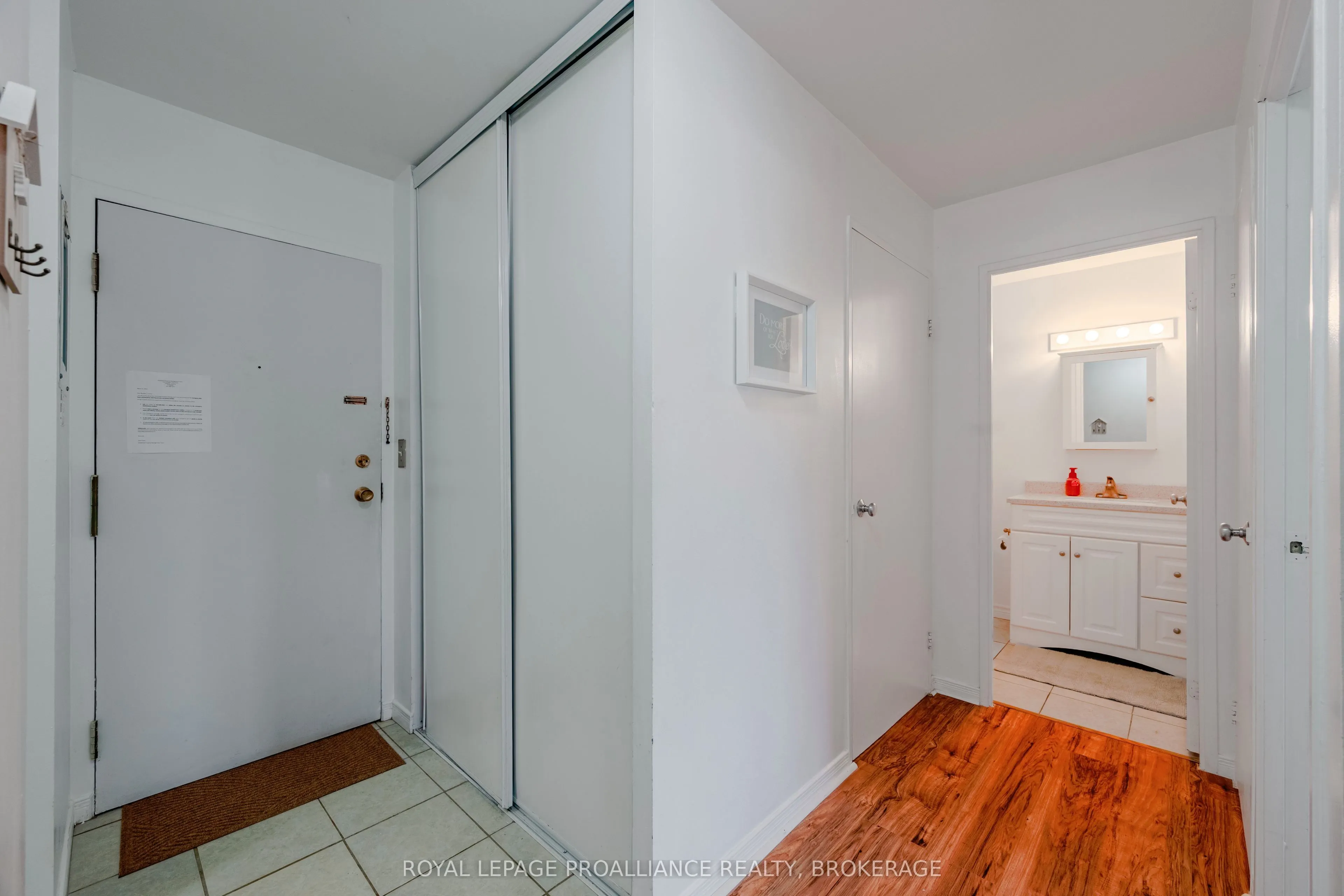 17 Eldon Hall Place, #510