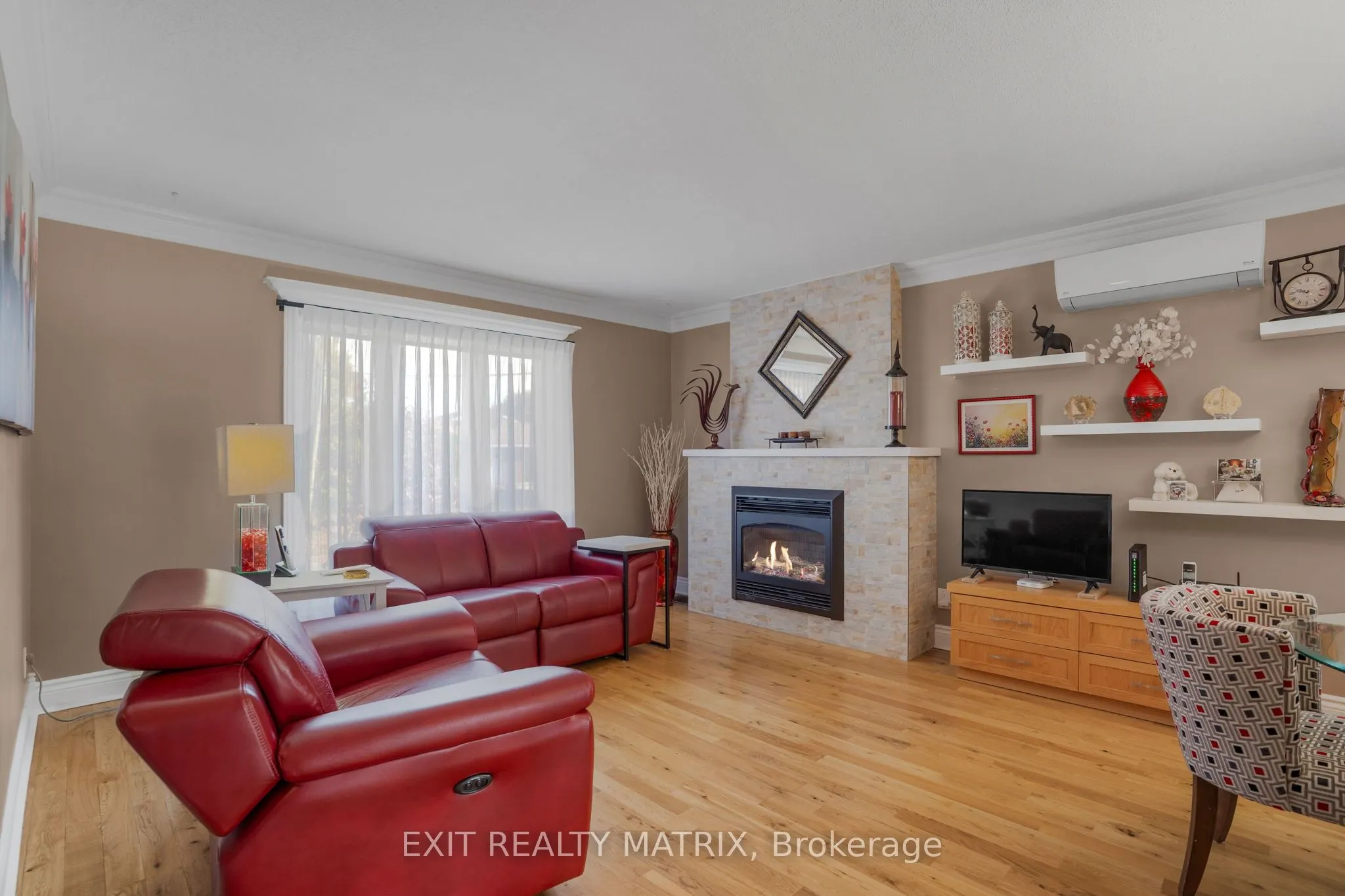 1124 Ghislain Street