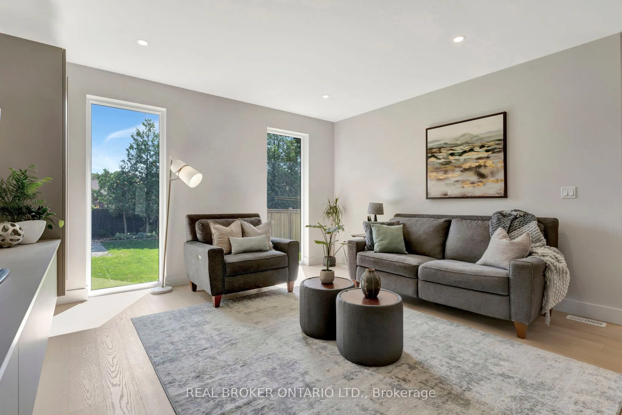 128 Lisgar Avenue