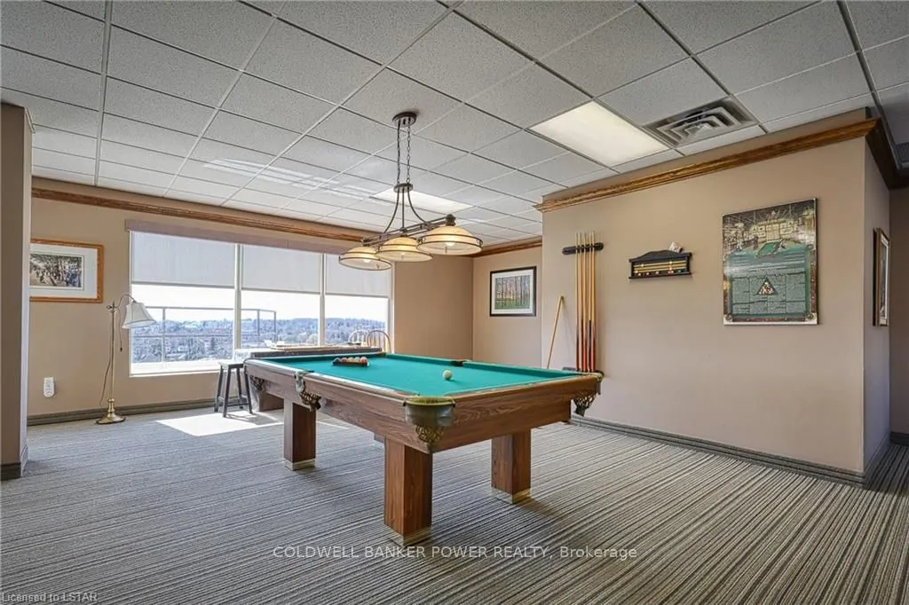 744 Wonderland Road S, #606