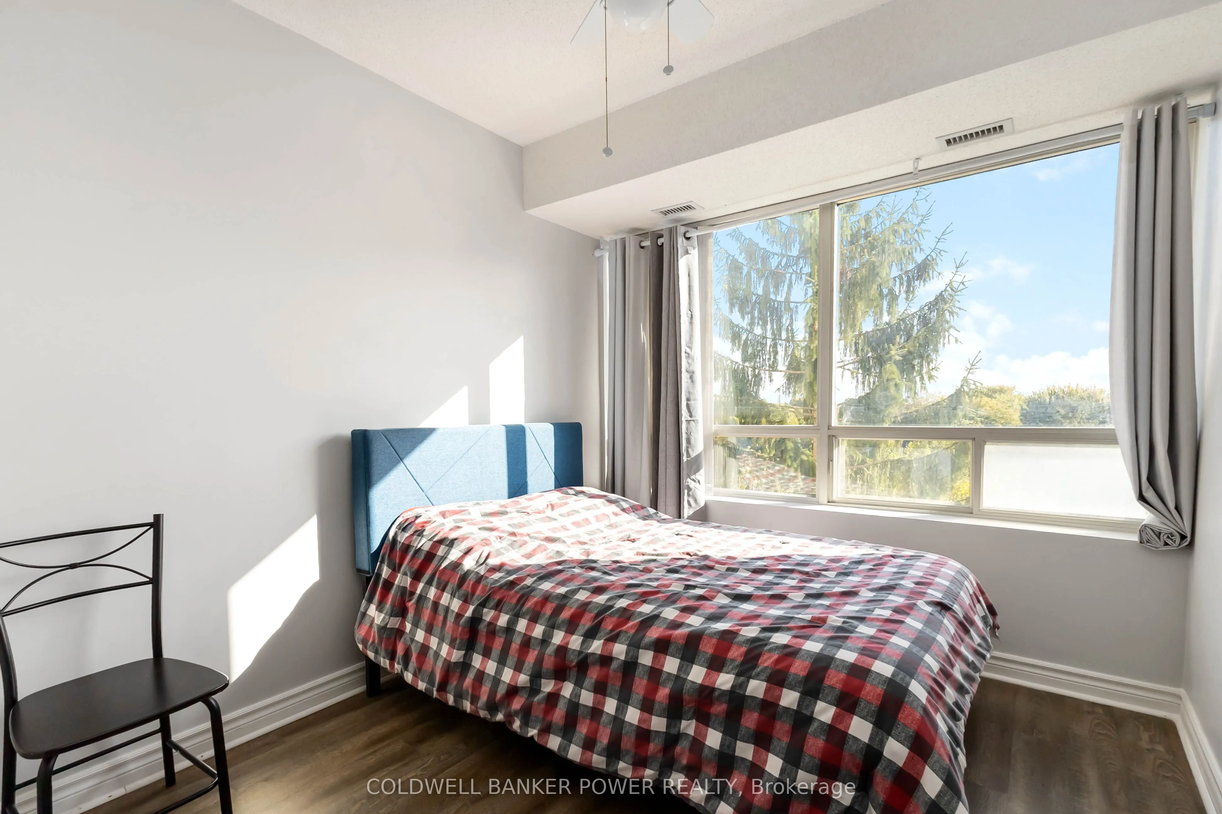 744 Wonderland Road S, #606