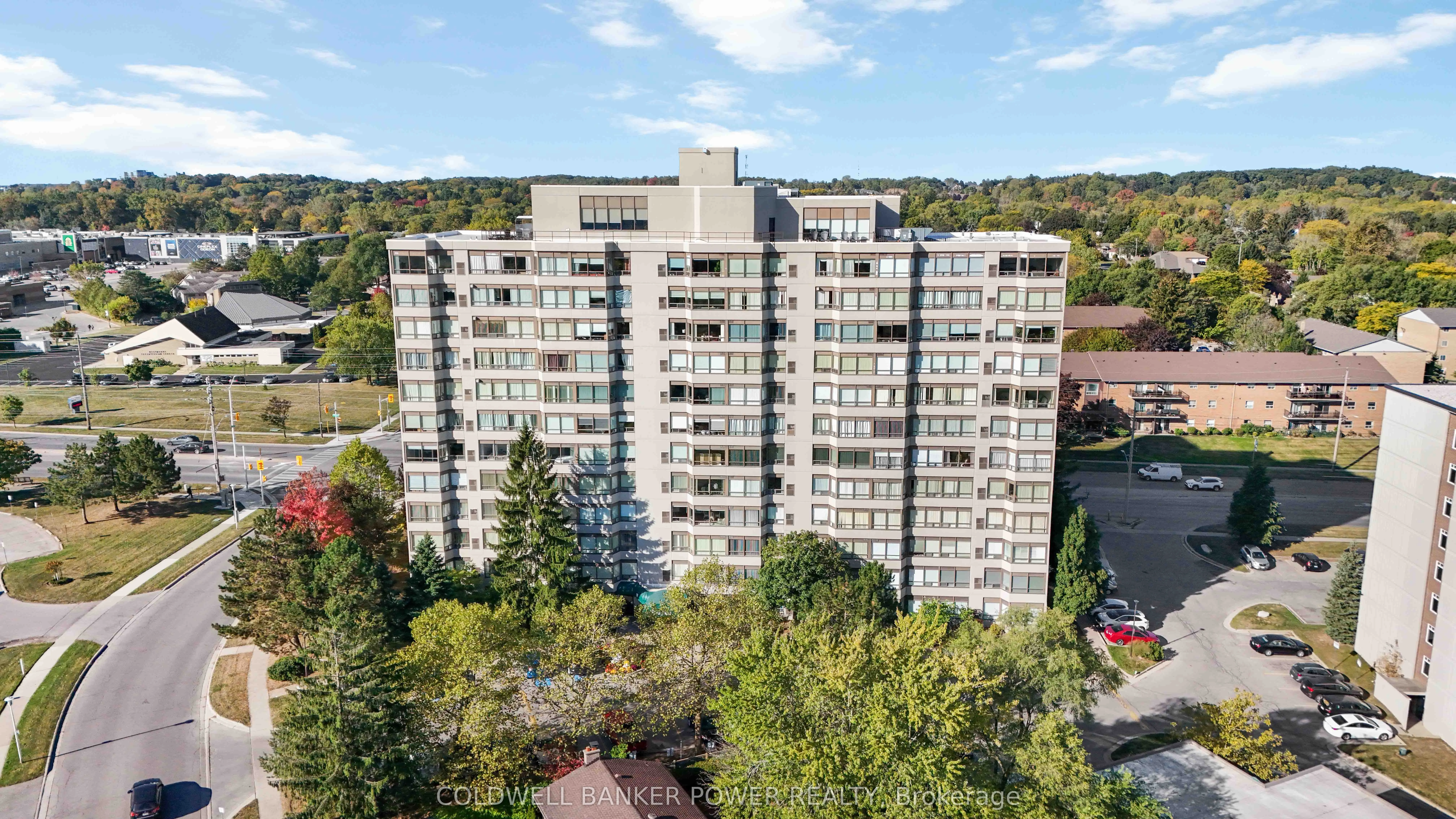 744 Wonderland Road S, #606