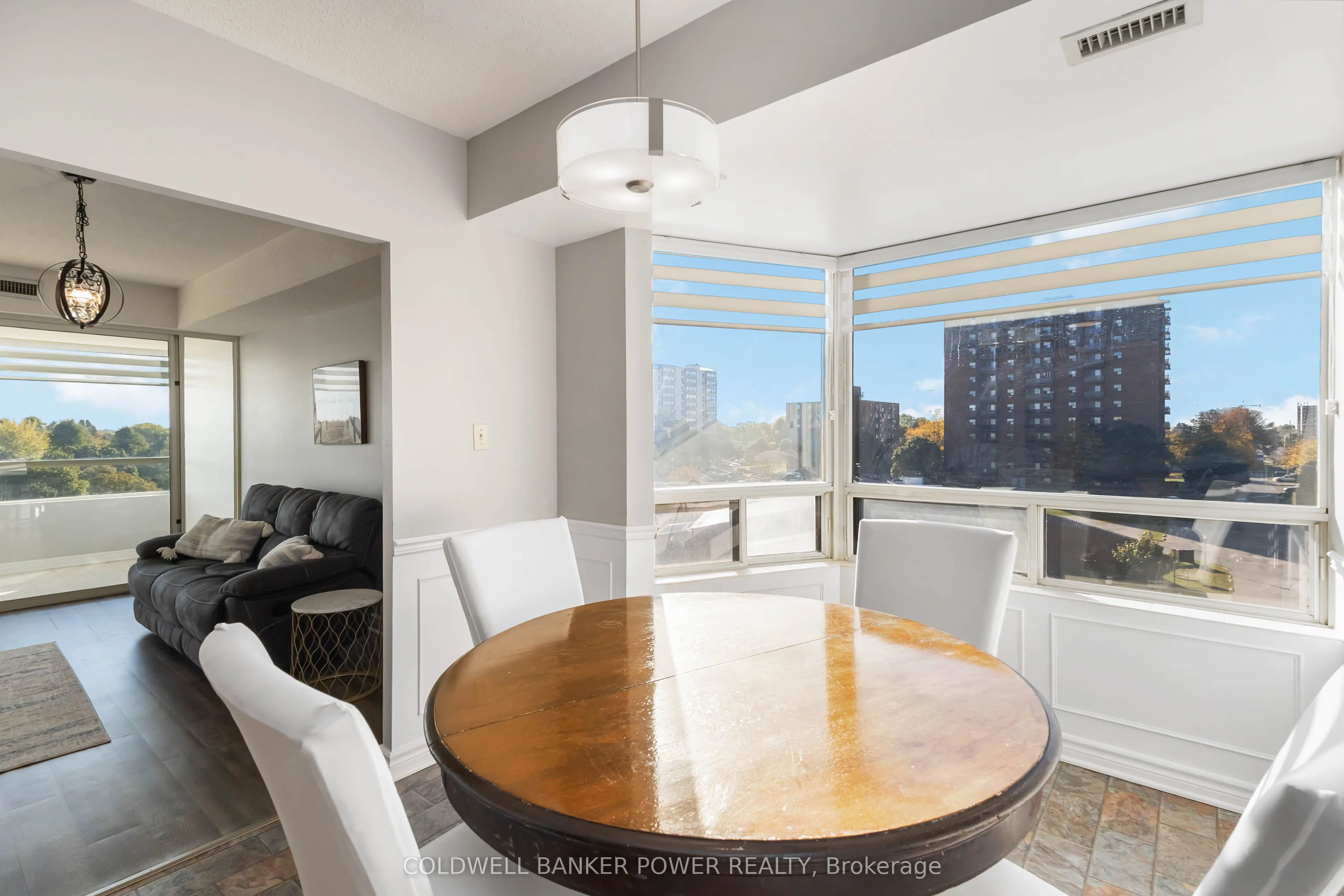 744 Wonderland Road S, #606