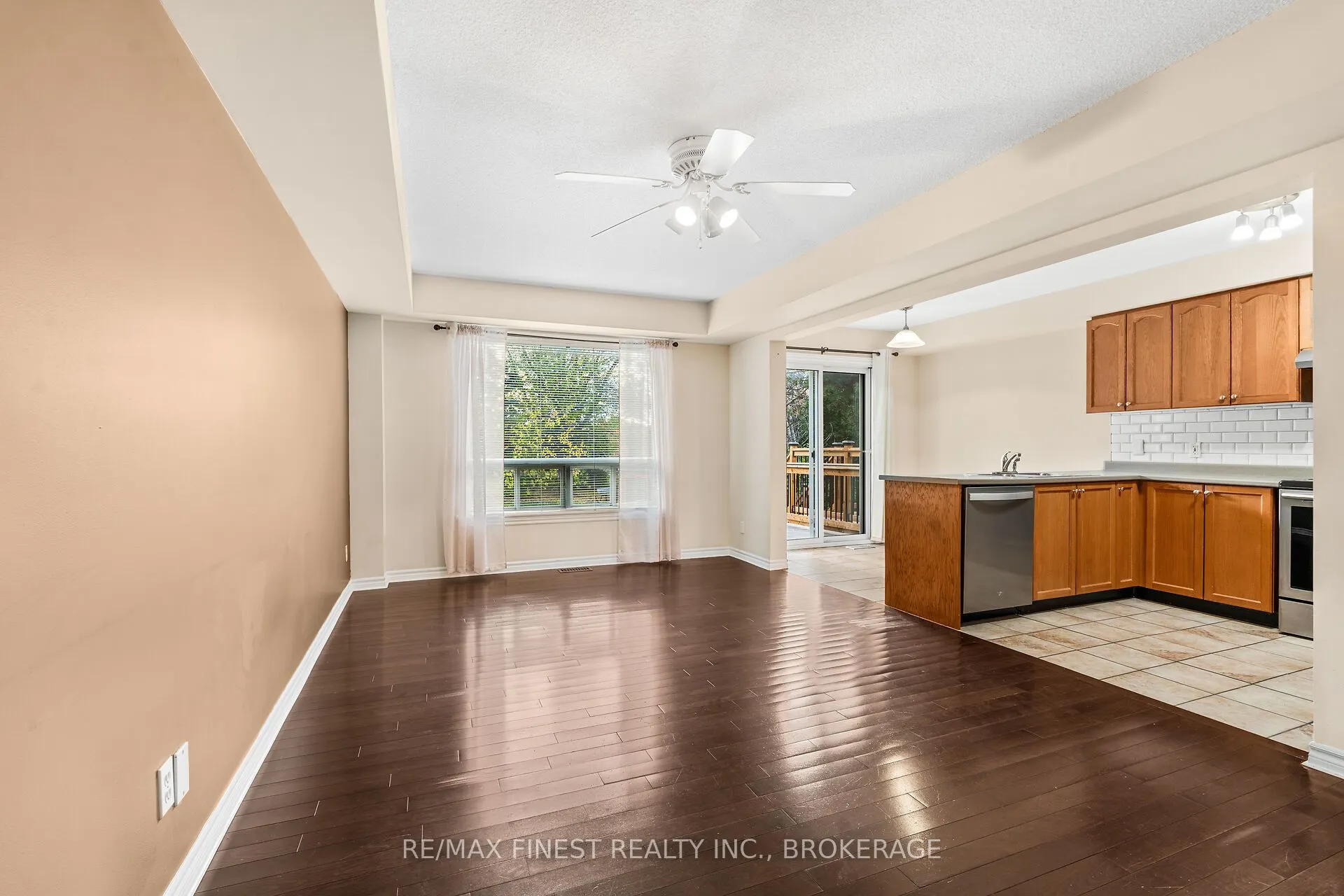 698 MacLean Court