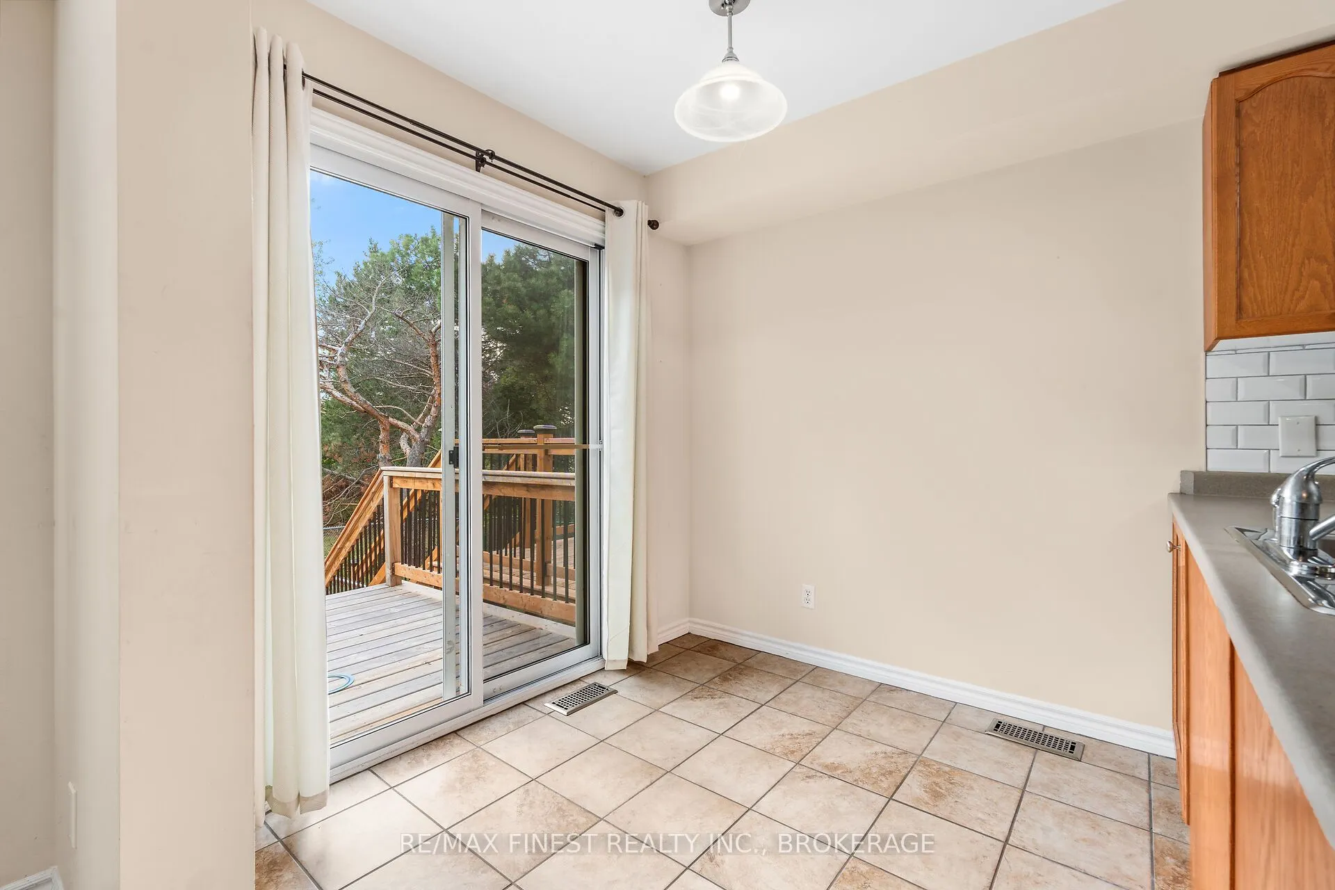 698 MacLean Court