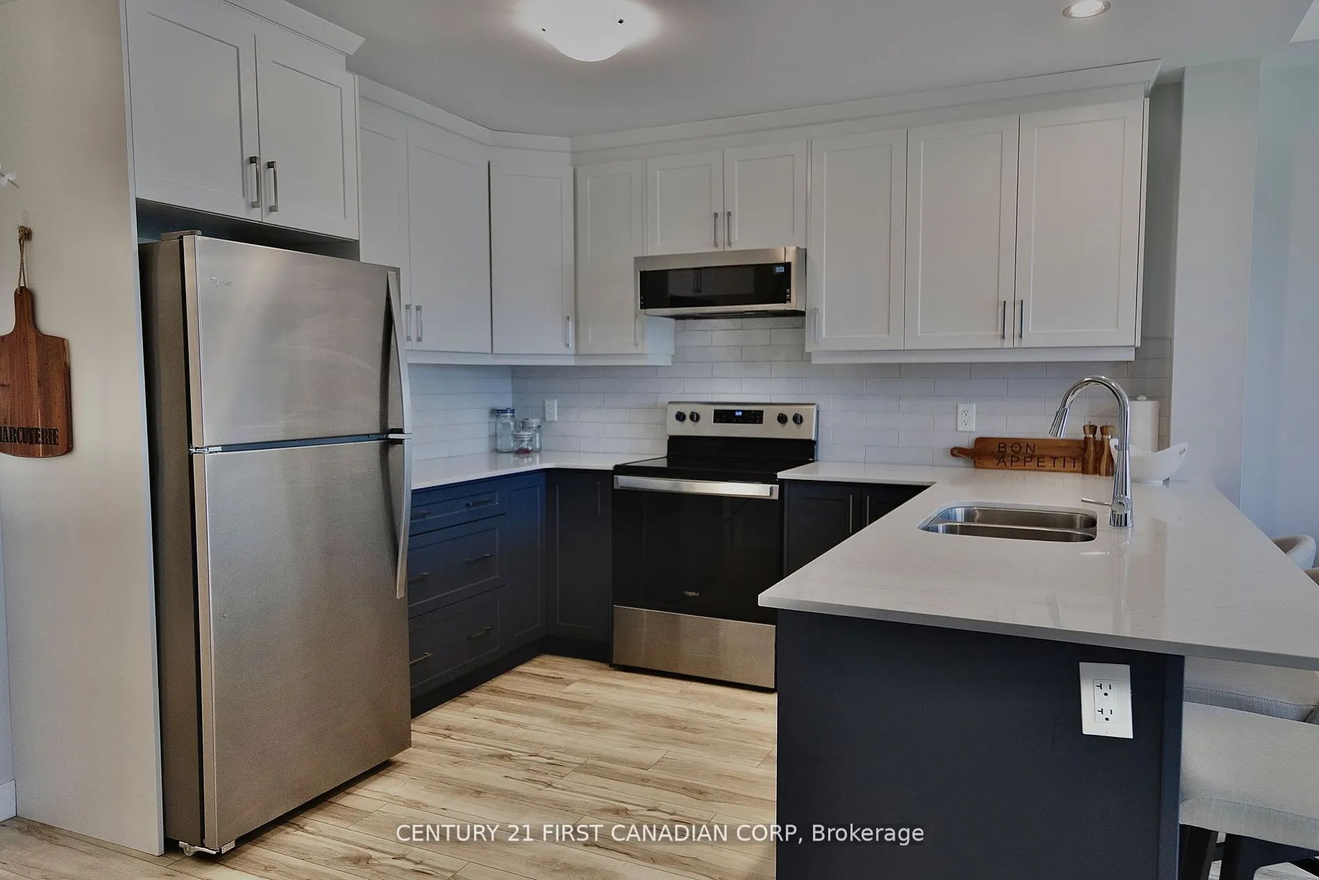 100 The Promenade, #403